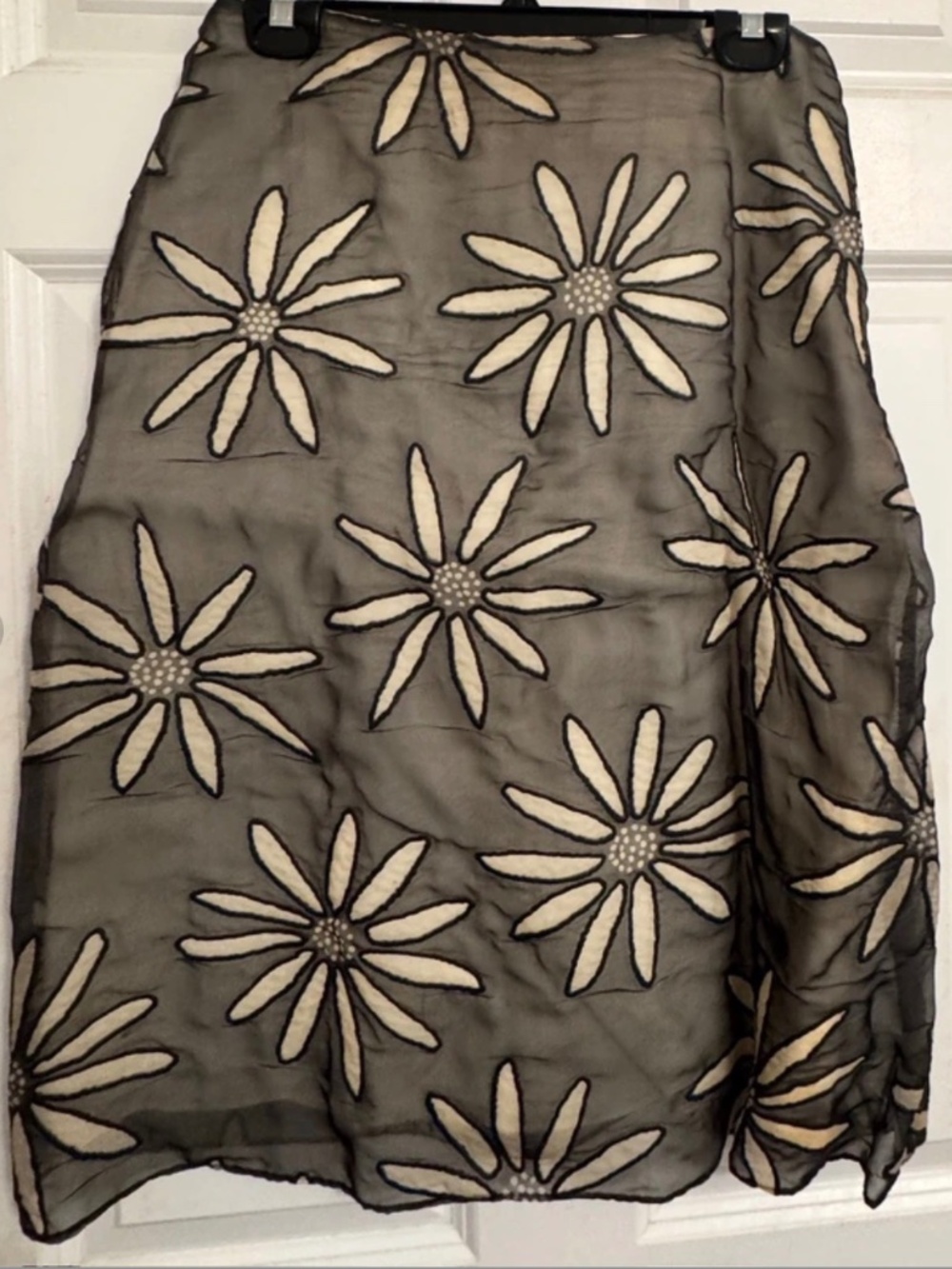 Jill Stuart black & white floral transparent A-line skirt with lining. Size: 6